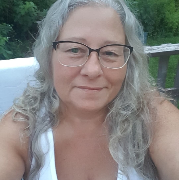 Meet your Posher, Barb - Picture 1 of 1